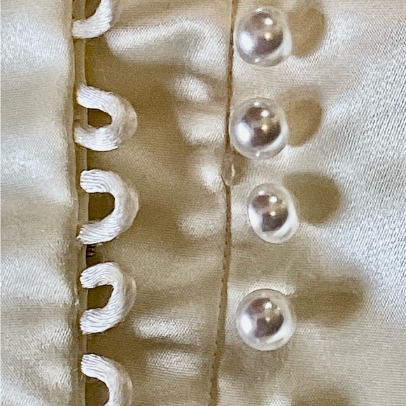 👰‍♀️  VINTAGE 1980’s PEARL BUTTON BACK w/ Satin BOW BRIDAL GOWN IVORY - Picture 11 of 16
